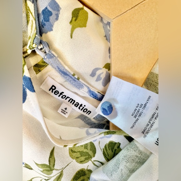 Reformation Frasier Dress; size 4 (NWOT) - Picture 9 of 9